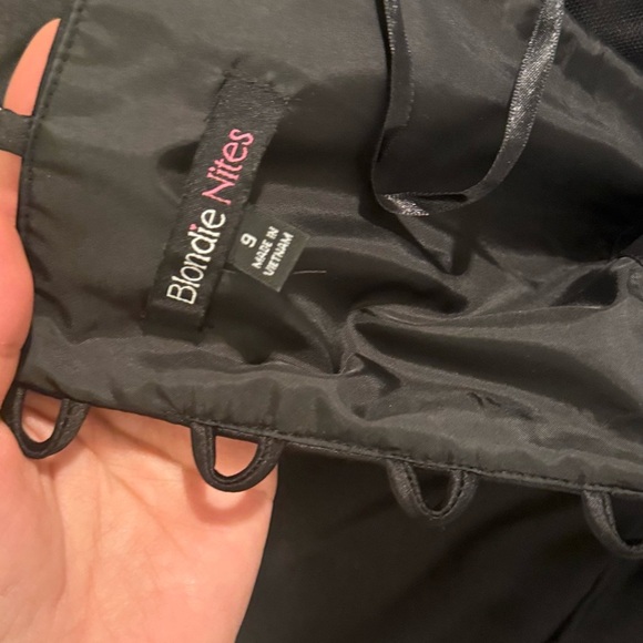 Blondie Nites Black Backless Dress - Picture 6 of 8